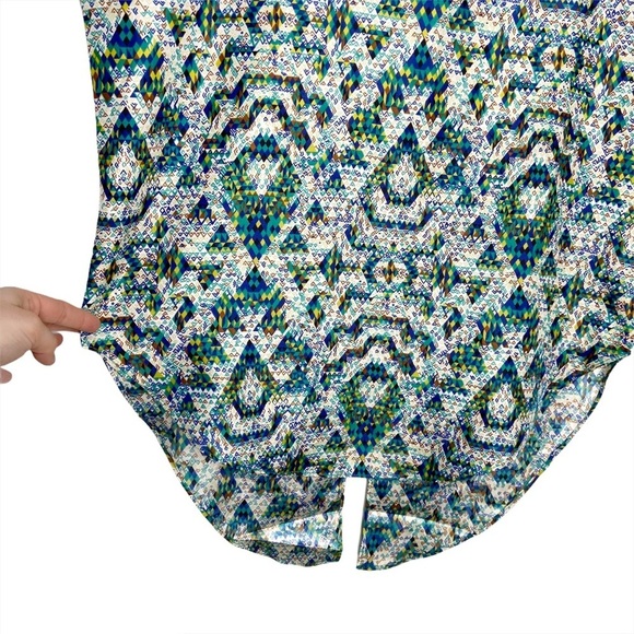 NWT Parker Cap Sleeve Split Back Green & Blue Geometric Print Blouse - Picture 3 of 10